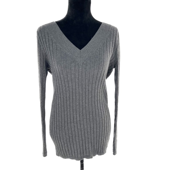 Eddie Bauer Dark Gray Heather Rib Knit V-Neck Sweater Women's Size Large - Picture 1 of 16
